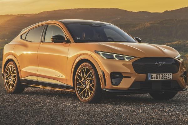 2022 Ford Mustang Mach-E CAL RT 1 ER AWD