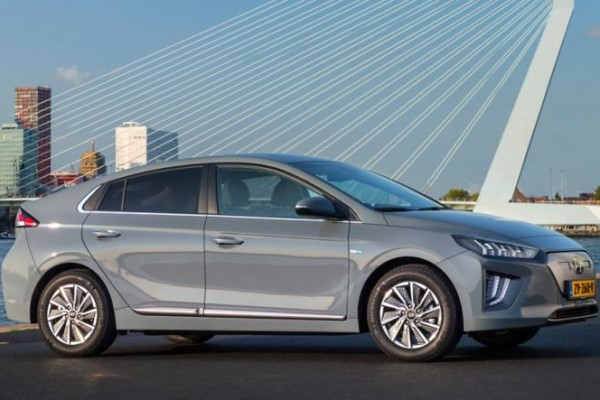 2022 Hyundai Ioniq Plug-in Hybrid