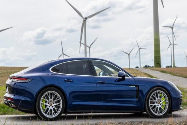 2023 Porsche Panamera 4S E-Hybrid