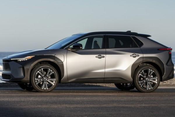 2023 Toyota bZ4X LIMITED AWD