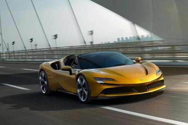 2024 Ferrari SF90 Spider