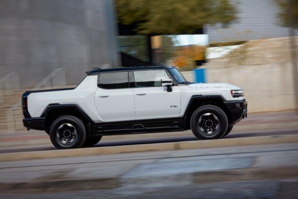 2024 GMC Hummer EV Pickup