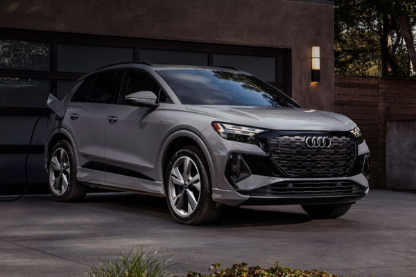 2025 Audi Q4 55 e-tron quattro