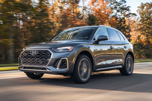 2025 Audi Q5 PHEV quattro