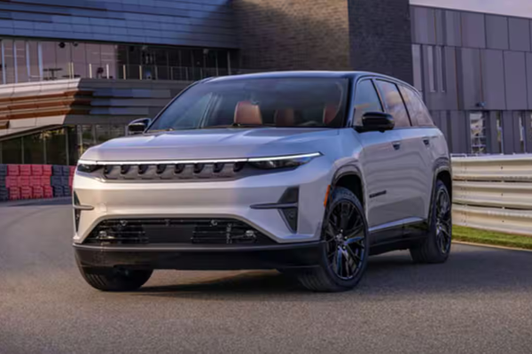 2025 Jeep Wagoneer S AWD (Falken tire)