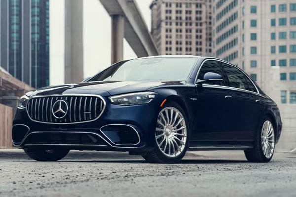 2025 Mercedes-Benz AMG S63 E Performance