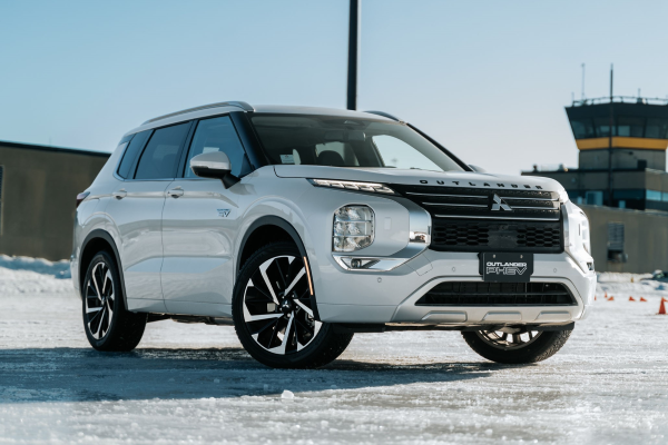 2025 Mitsubishi Outlander PHEV