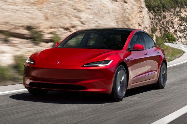 2025 Tesla Model 3 Long Range AWD