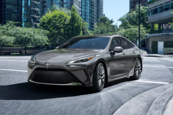 2025 Toyota Mirai XLE