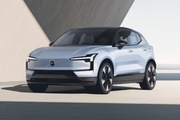 2025 Volvo EX30 Twin Performance (20 Inch Wheels)