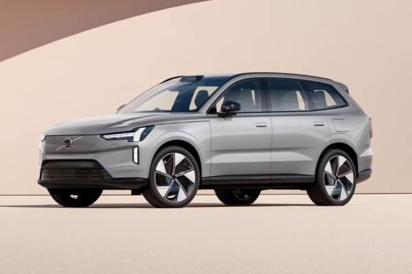 2025 Volvo EX90 Twin Motor Performance (20 and 22 Inch Wheels)