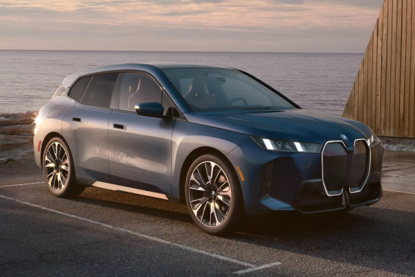 2026 BMW iX xDrive45 (23 inch Wheels)