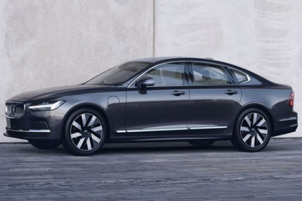 2022 Volvo S90 T8 AWD Recharge