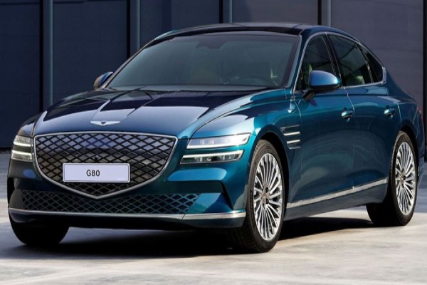 2023 Genesis Electrified G80