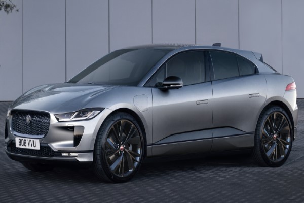 2023 Jaguar I-Pace EV400 (22 inch tires)