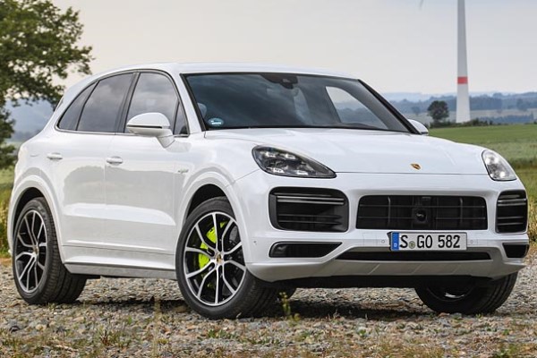 2023 Porsche Cayenne Turbo S e-Hybrid