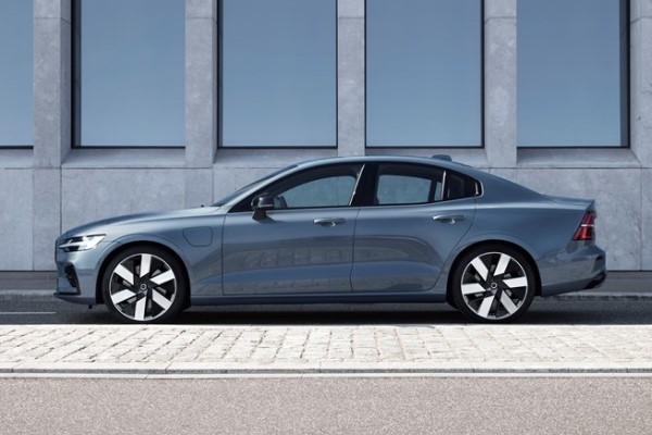 2023 Volvo S60 T8 AWD Recharge