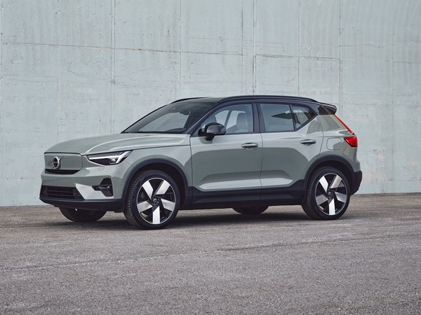 2023 Volvo XC40 Recharge twin