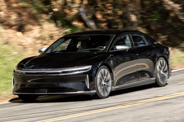 2024 Lucid Air G Touring XR AWD with 20 inch wheels