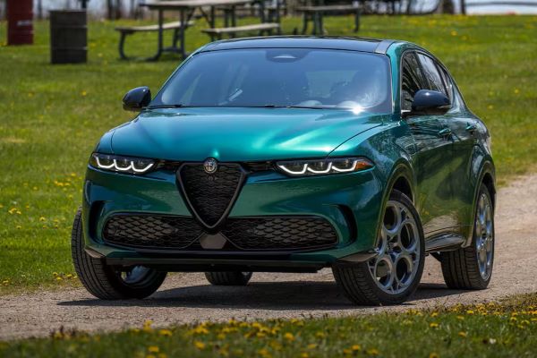 2025 Alfa Romeo Tonale eAWD
