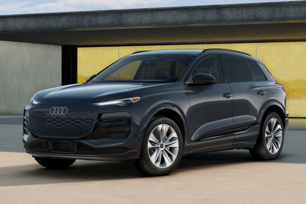 2025 Audi Q6 e-tron quattro (19 inch wheels)