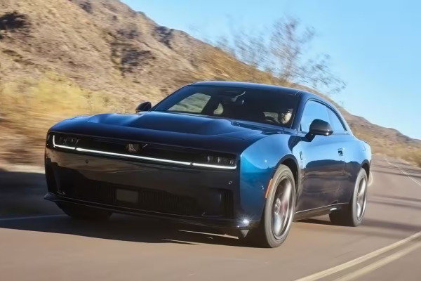 2025 Dodge Charger Daytona R/T AWD 305/35ZR20