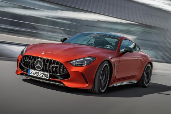 2025 Mercedes-Benz AMG C63 S E Performance