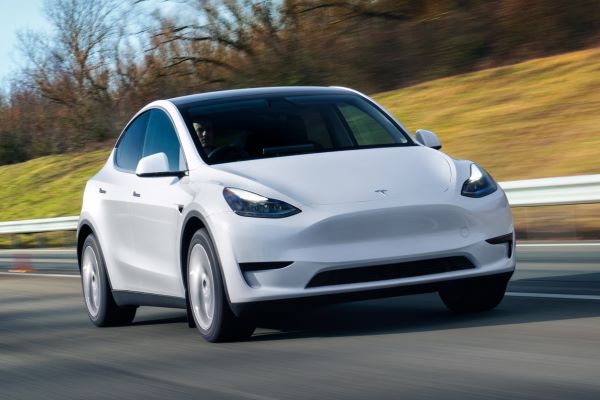 2025 Tesla Model Y Performance AWD