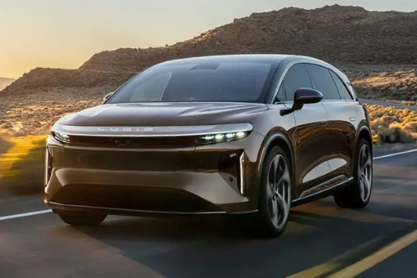 2026 Lucid Gravity Touring