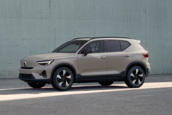 2026 Volvo EX40